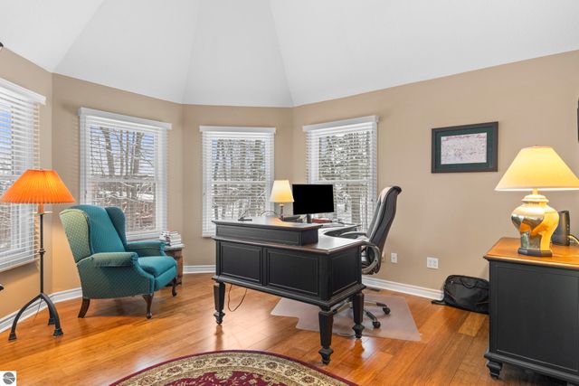 10057 E Leeward Shores Drive, Traverse City, MI 49684