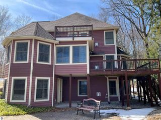 10057 E Leeward Shores Drive, Traverse City, MI 49684