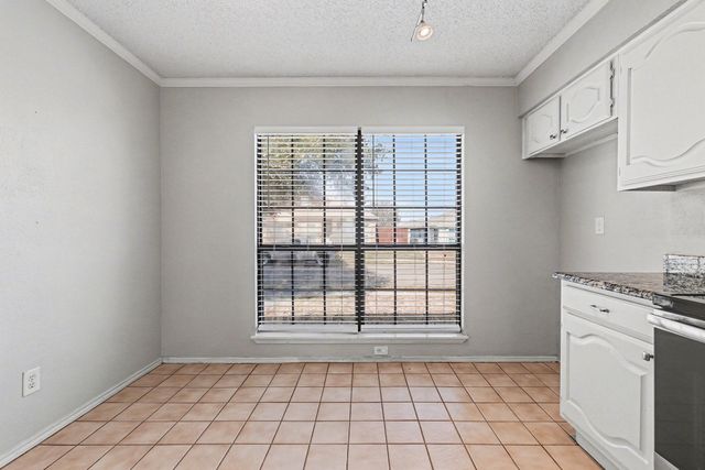 980 Downey Drive, Lewisville, TX 75067