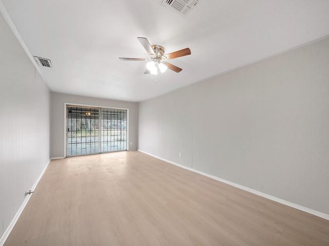 9347 Clearway Drive, Houston, TX 77033