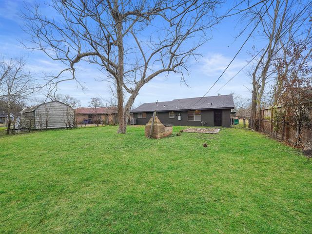 9347 Clearway Drive, Houston, TX 77033