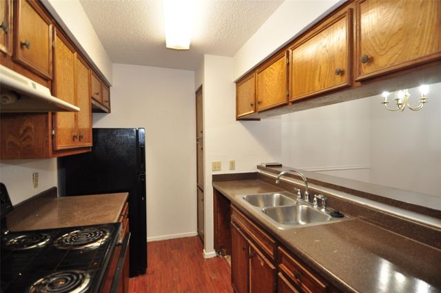 10616 Mellow Meadows Dr, 27D DR 27D, Austin, TX 78750