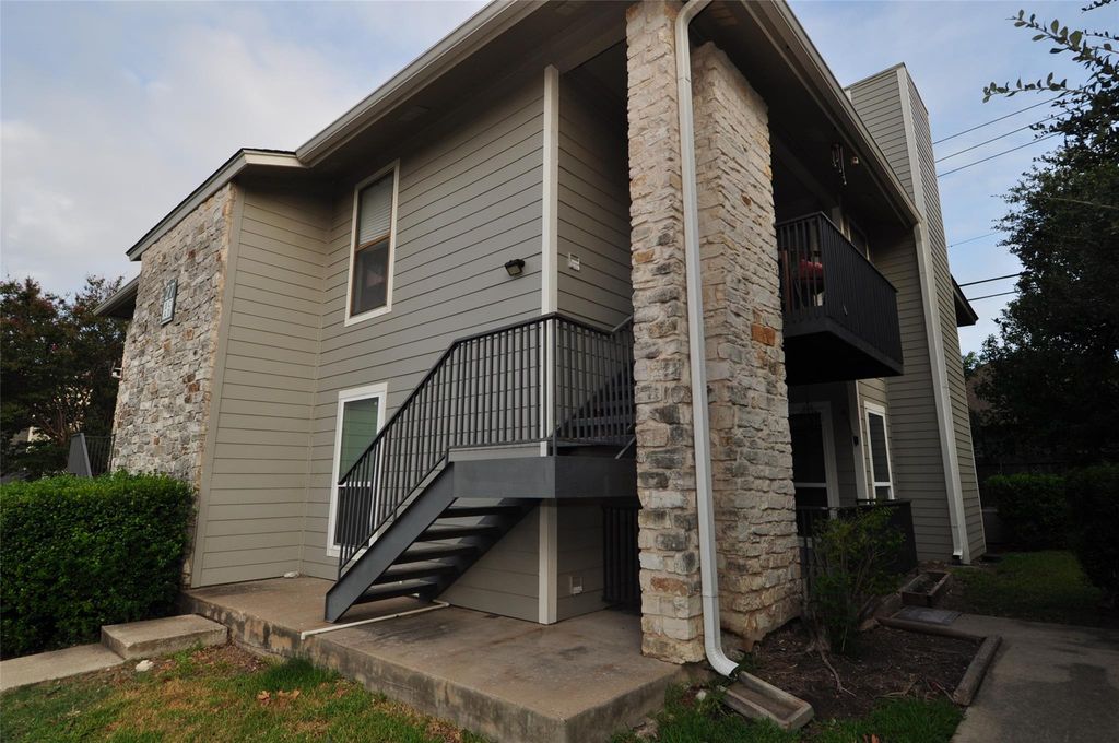 10616 Mellow Meadows Dr, 27D DR 27D, Austin, TX 78750
