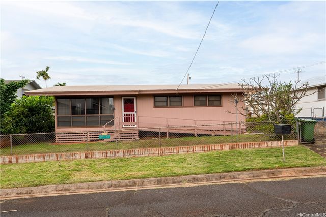 1310 Hoowali Street, Pearl City, HI 96782