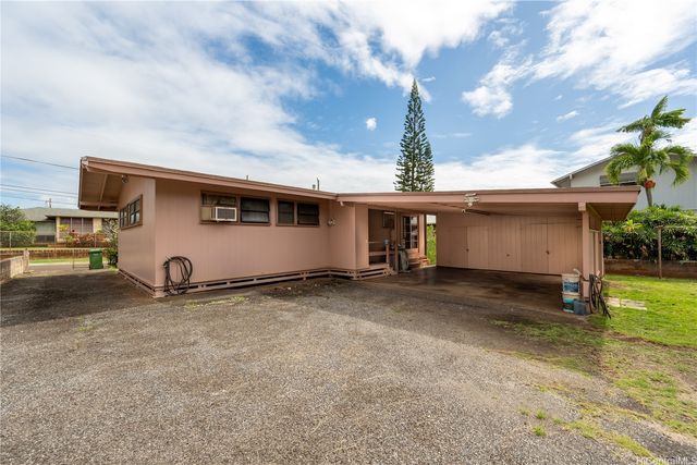1310 Hoowali Street, Pearl City, HI 96782