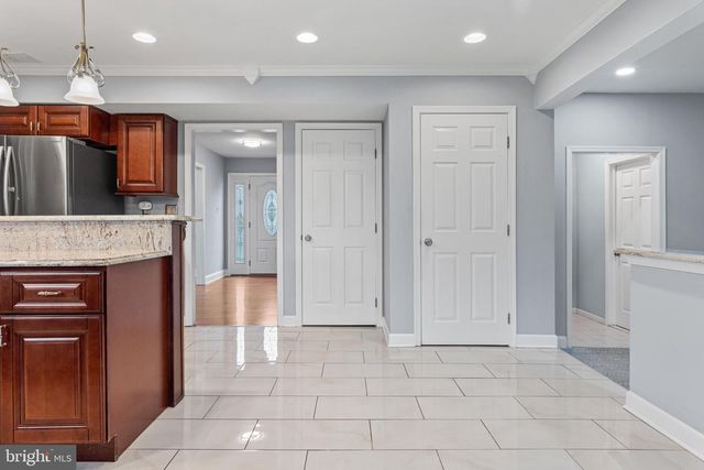 125 SCARLET DR, Conshohocken, PA 19428