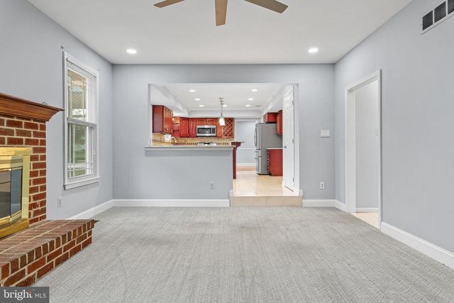 125 SCARLET DR, Conshohocken, PA 19428