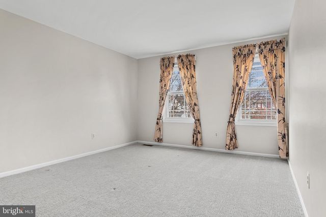 125 SCARLET DR, Conshohocken, PA 19428