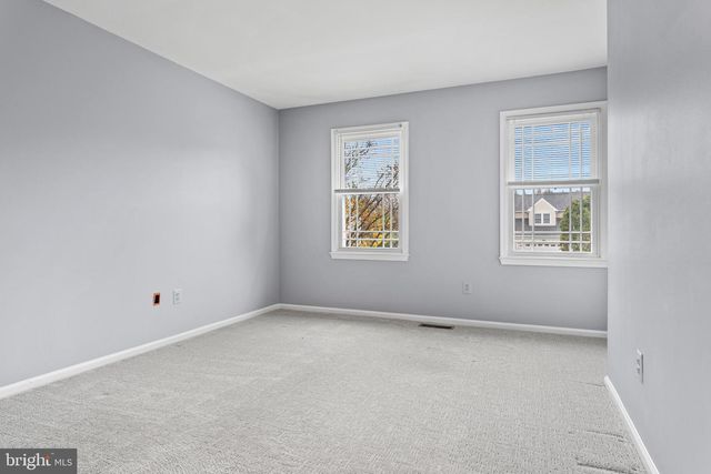 125 SCARLET DR, Conshohocken, PA 19428