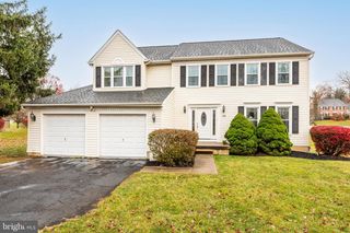 125 SCARLET DR, Conshohocken, PA 19428