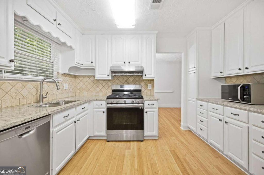 3863 Everett Court, Duluth, GA 30097 — photo 4