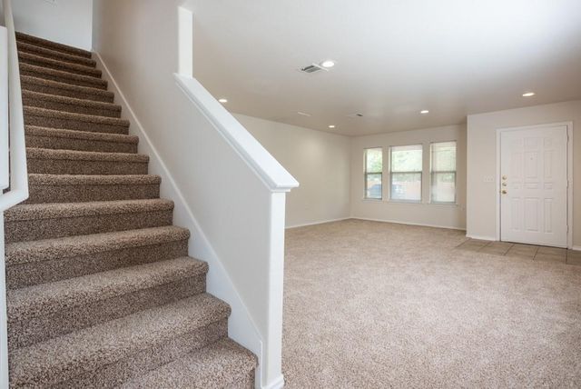 4618 Lyra CIR, Austin, TX 78744