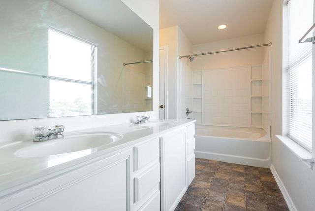 4618 Lyra CIR, Austin, TX 78744