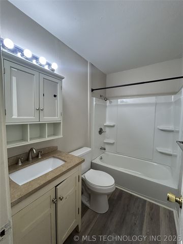 1618 Mount Washington Street, Ardmore, OK 73401