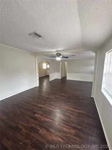 1618 Mount Washington Street, Ardmore, OK 73401