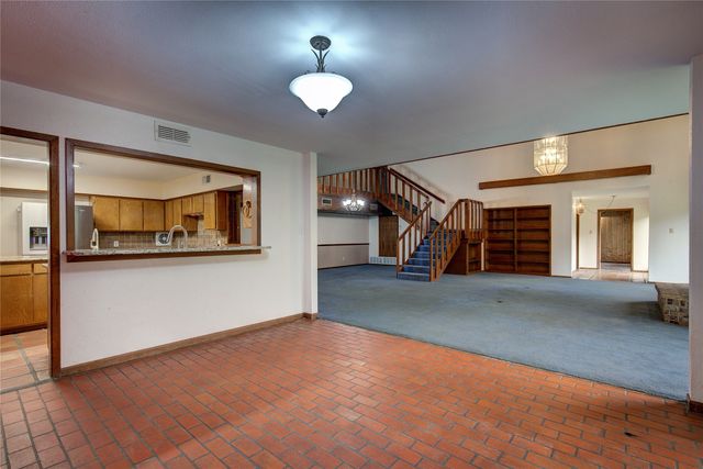 950 Gilmer Road, Winnsboro, TX 75494