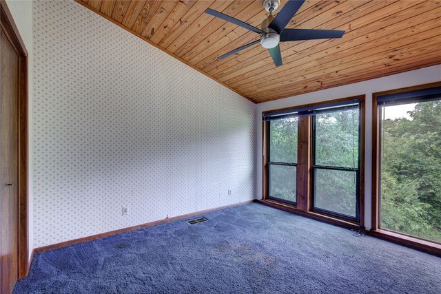 950 Gilmer Road, Winnsboro, TX 75494