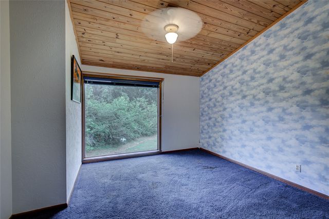950 Gilmer Road, Winnsboro, TX 75494