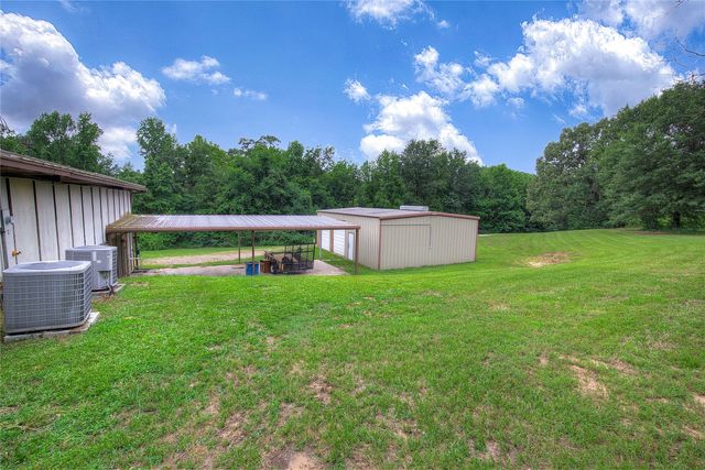 950 Gilmer Road, Winnsboro, TX 75494