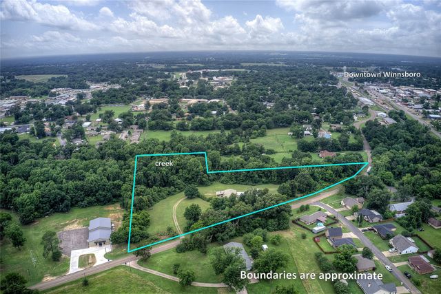 950 Gilmer Road, Winnsboro, TX 75494