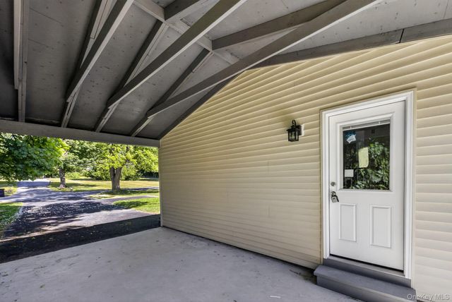 669 Vassar Road, Poughkeepsie, NY 12603