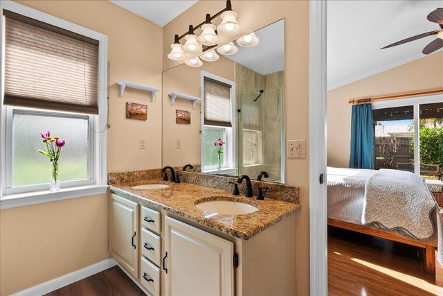 8093 SE Carlton Street, Hobe Sound, FL 33455