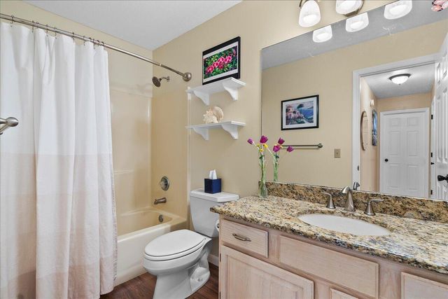 8093 SE Carlton Street, Hobe Sound, FL 33455