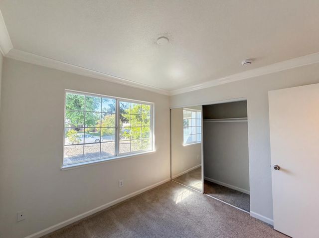 6909 Kittery Ave, Citrus Heights, CA 95621