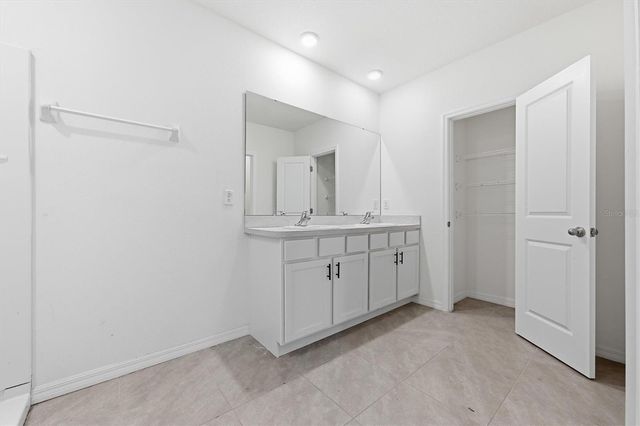 5608 WANDERING WILLOW DRIVE, Wesley Chapel, FL 33545