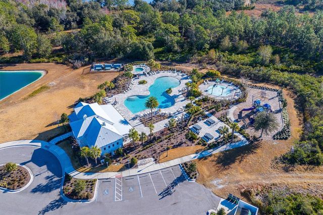 5608 WANDERING WILLOW DRIVE, Wesley Chapel, FL 33545