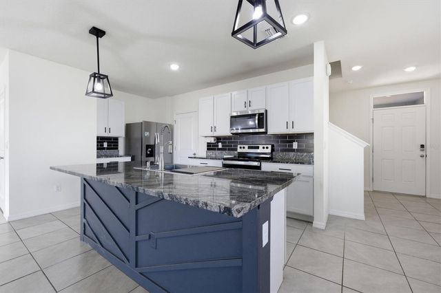 5608 WANDERING WILLOW DRIVE, Wesley Chapel, FL 33545