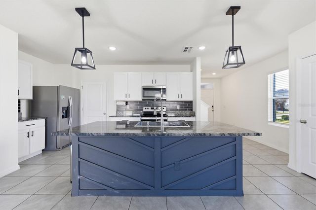 5608 WANDERING WILLOW DRIVE, Wesley Chapel, FL 33545