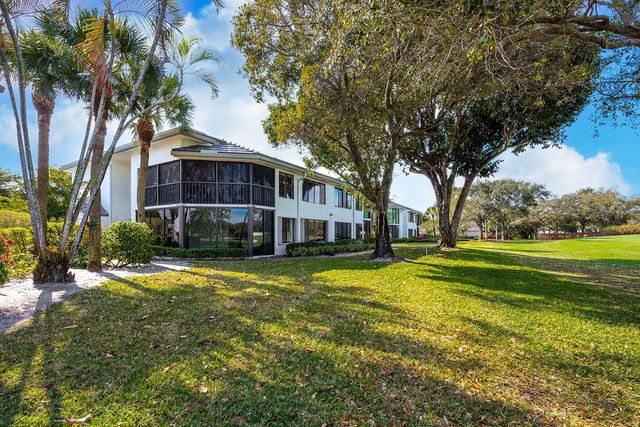 15351 Strathearn Drive 10302, Delray Beach, FL 33446