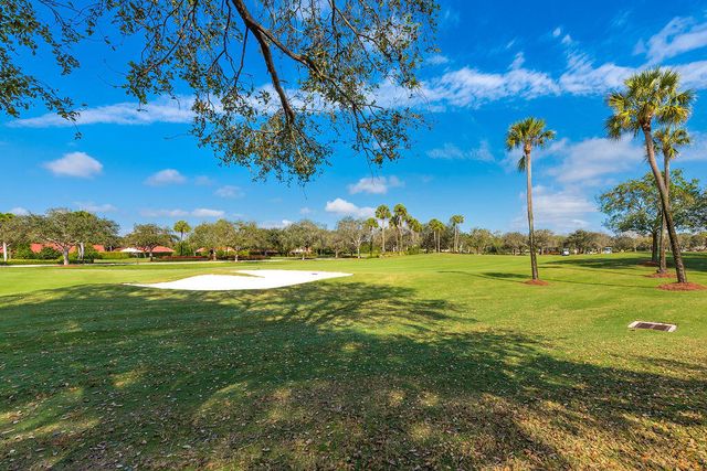 15351 Strathearn Drive 10302, Delray Beach, FL 33446