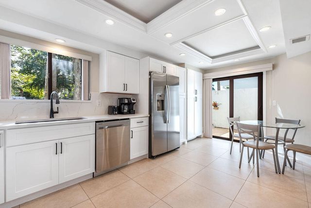 15351 Strathearn Drive 10302, Delray Beach, FL 33446