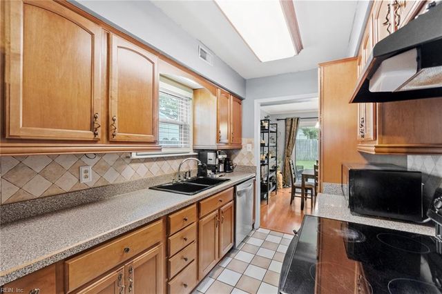 735 Roosevelt AVE, Virginia Beach, VA 23462