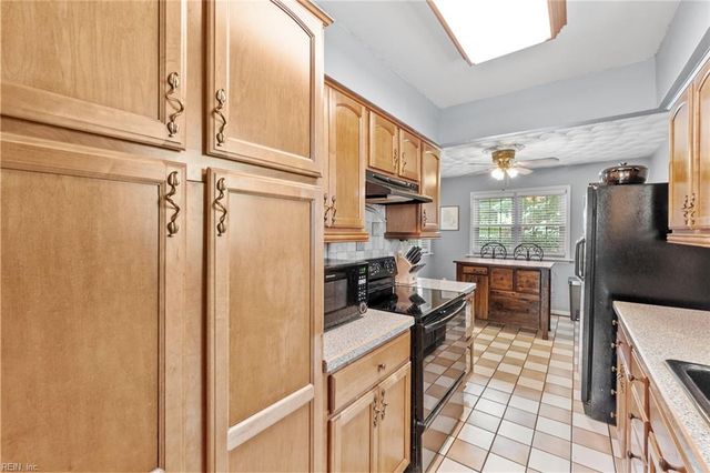 735 Roosevelt AVE, Virginia Beach, VA 23462