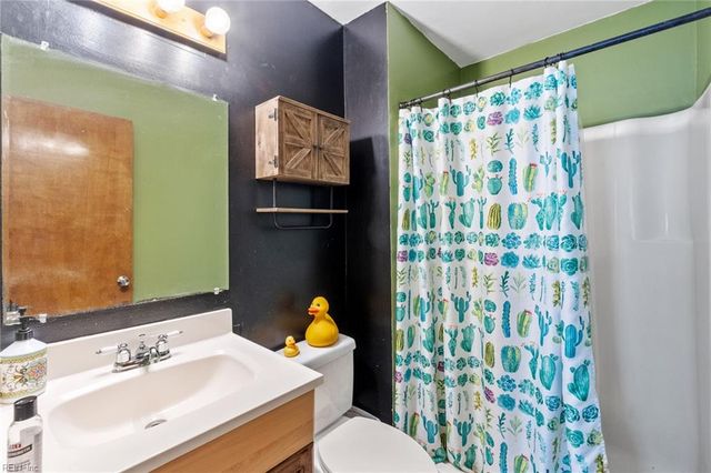 735 Roosevelt AVE, Virginia Beach, VA 23462