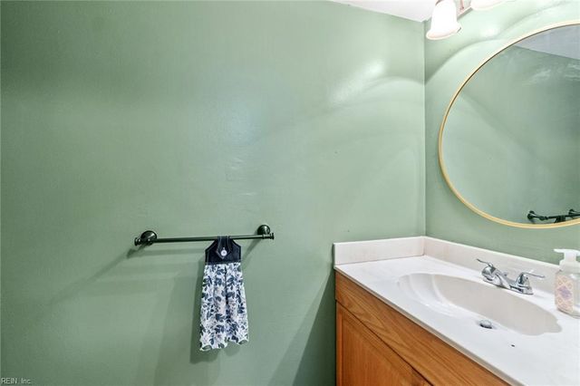 735 Roosevelt AVE, Virginia Beach, VA 23462
