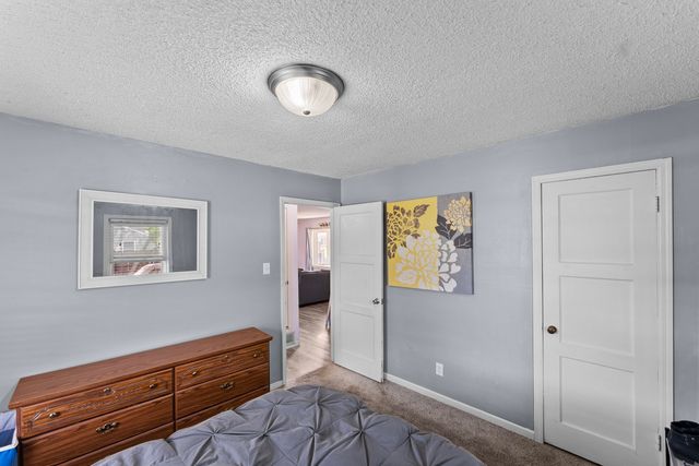 2714 W 70th Street, Davenport, IA 52806
