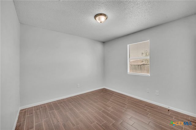 4300 Beach Ball Drive, Killeen, TX 76549