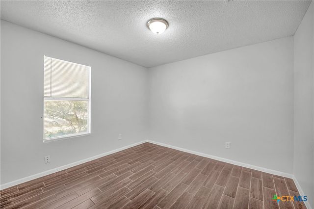 4300 Beach Ball Drive, Killeen, TX 76549