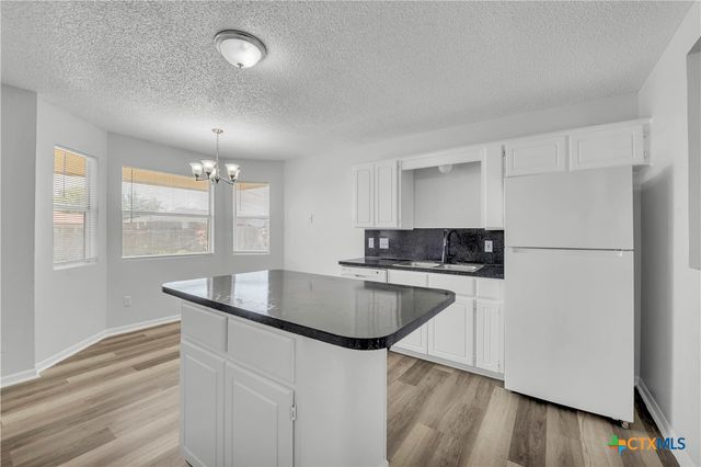 4300 Beach Ball Drive, Killeen, TX 76549