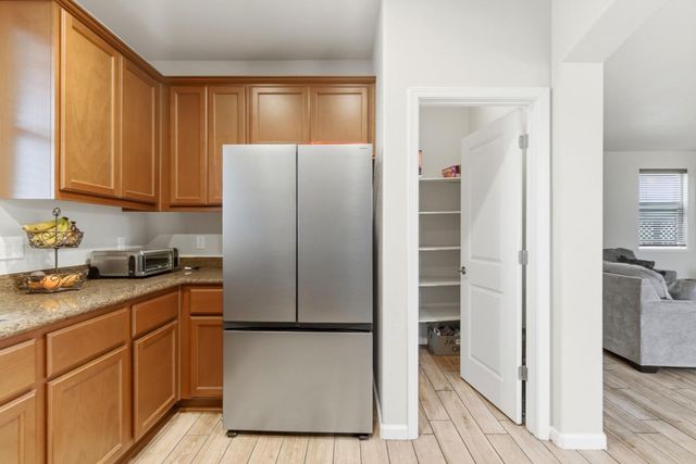 651 Livingston Avenue, King City, CA 93930