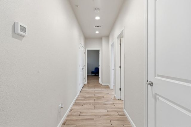 651 Livingston Avenue, King City, CA 93930