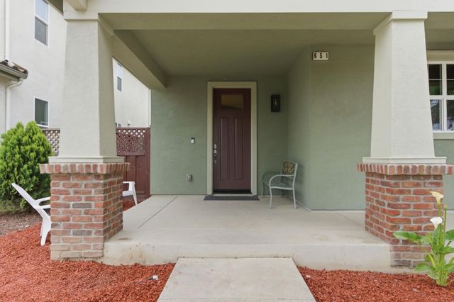 651 Livingston Avenue, King City, CA 93930