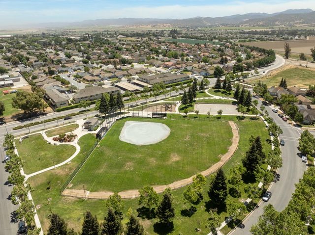 651 Livingston Avenue, King City, CA 93930