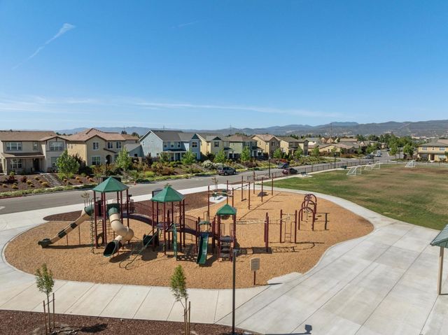 651 Livingston Avenue, King City, CA 93930