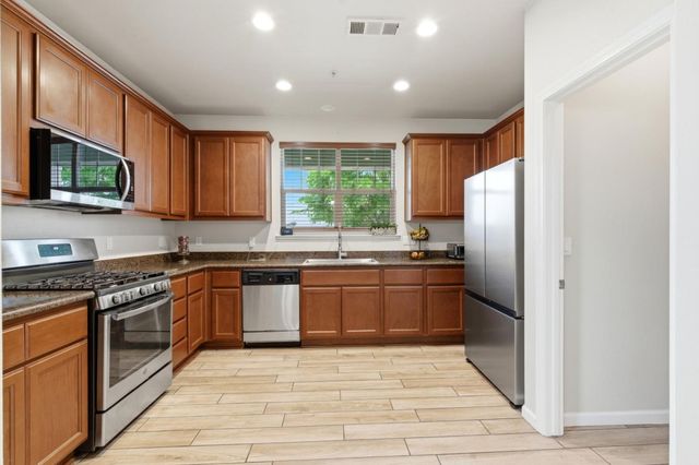 651 Livingston Avenue, King City, CA 93930