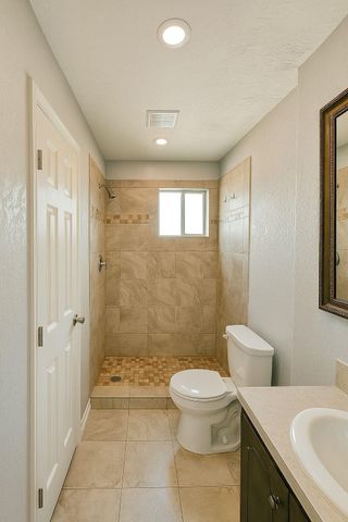 1102 Ann 1, Pasadena, TX 77506